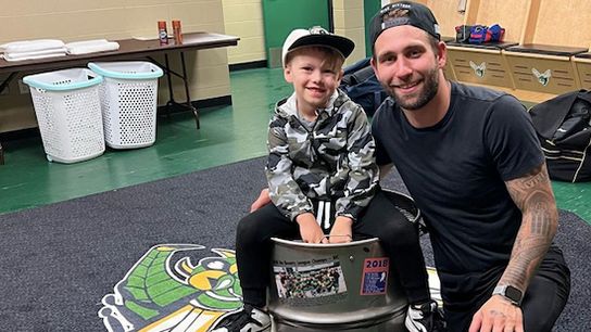 Zucker, Reinke win Da Beauty League championship taken at PPG Paints Arena (Penguins)